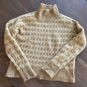 Everlane wool sweater, size Small cropped style.